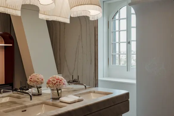 Les Trois Rois Junior Suite 5005 (1)