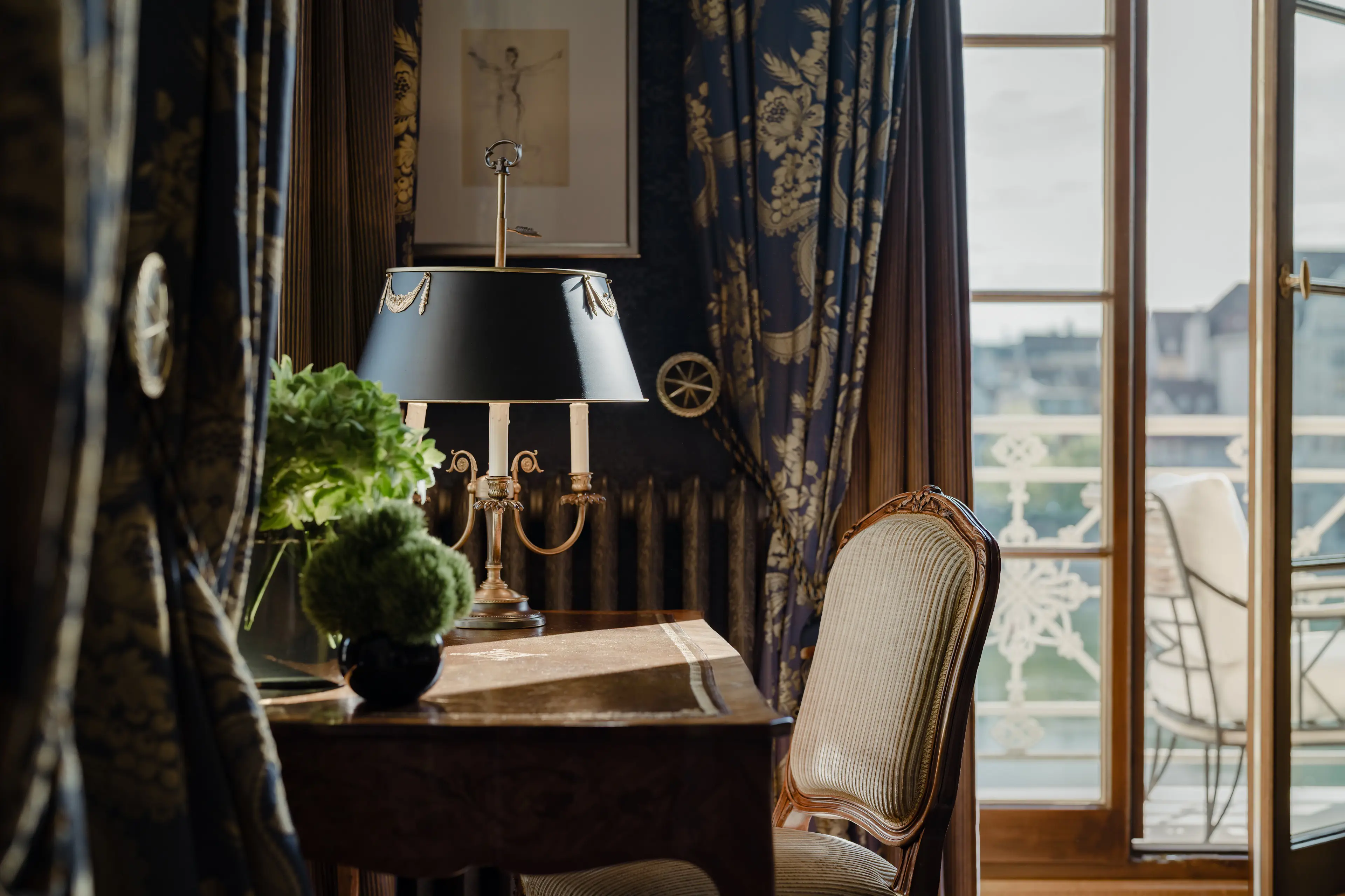 Les Trois Rois Zimmer River Junior Suite Balcony (8)