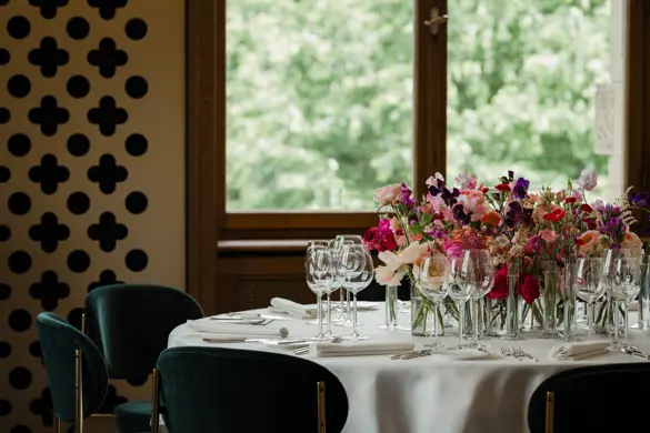 2505 OP Les Trois Rois Bankett 5025