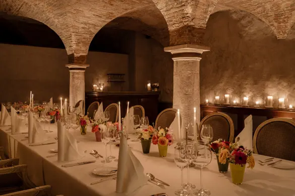 Les Trois Rois Chefstable 1000