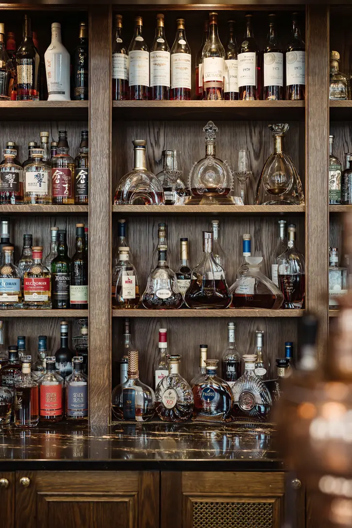 Les Trois Rois Restaurants And Bars Bar 2025 06