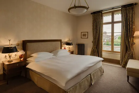 Les Trois Rois River Suite 322 1830