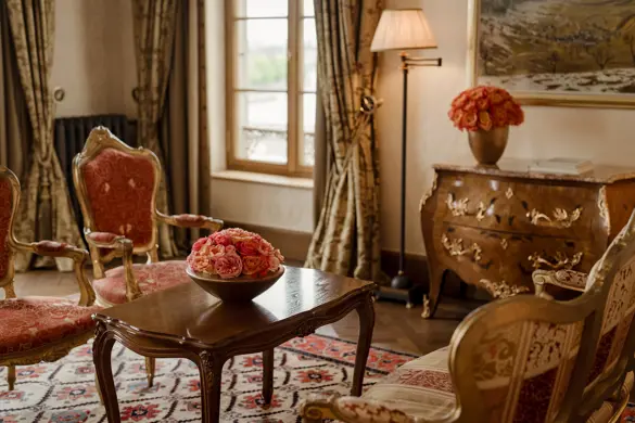 Les Trois Rois River Suite 322 1821 2