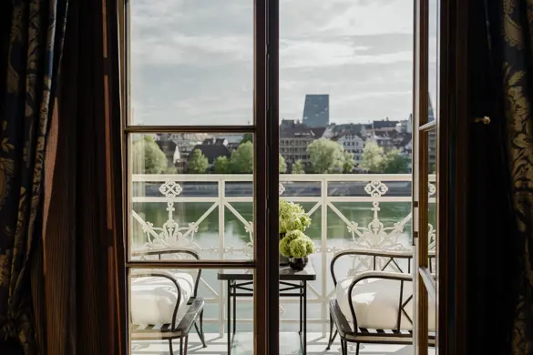 Les Trois Rois River Junior Suite Balcony 115 1418