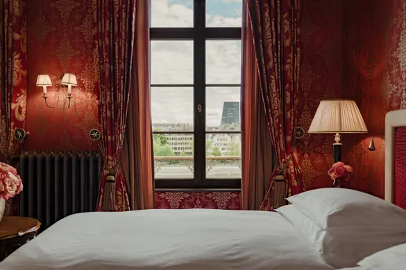 Les Trois Rois River King Room 221 1711 2