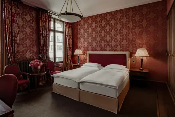 Les Trois Rois City King Room 106 1200