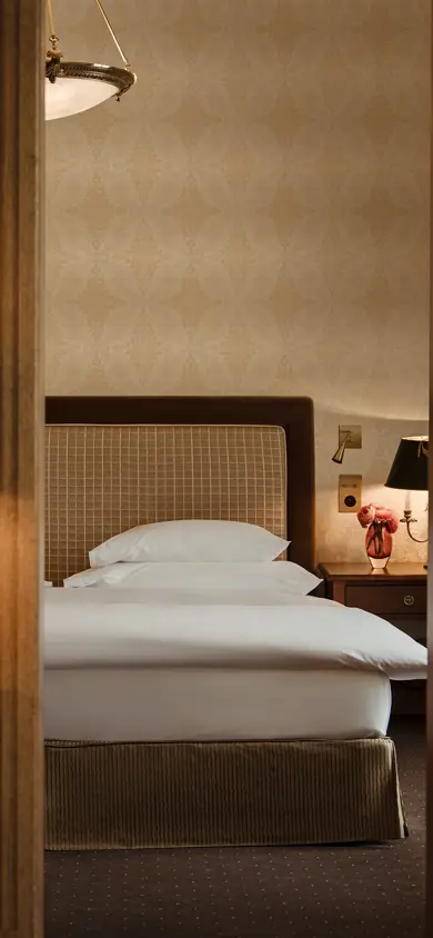 Les Trois Rois River Suite 322 1828