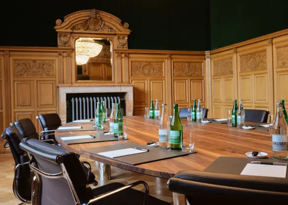 250729 RB Boradroom (2)