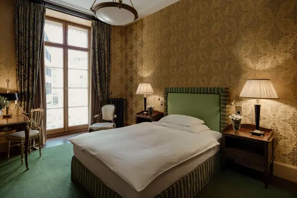 Les Trois Rois City Queen Room 105 1101