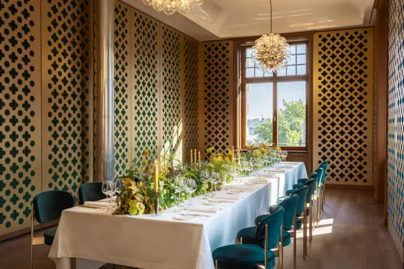2510 JD Baltashar, Lange Tafel (3)