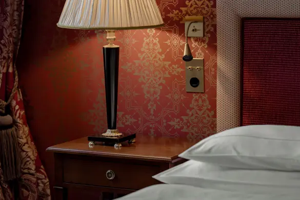 Les Trois Rois City King Room 106 1207