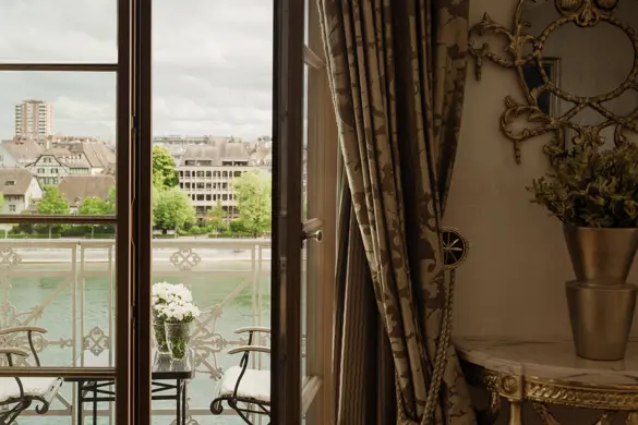 Les Trois Rois River Suite Balcony 222 1801