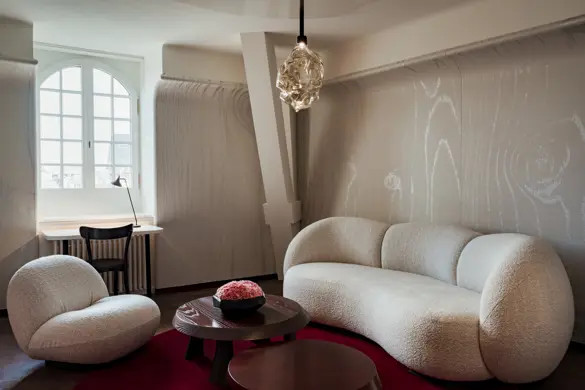 Les Trois Rois Junior Suite 5001 V2