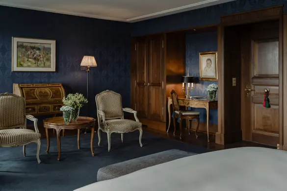 Les Trois Rois River Junior Suite 320 1959